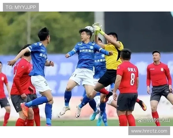 南京队滕帅形象争议升级!外教回应苏超 南哥之争:足球文化需要包容(2) 南京队滕帅形象争议升级!外教回应苏超 南哥之争:足球文化需要包容(2)