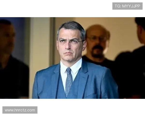 科莫利赴美逼宫 DV9 续约 世俱杯低迷成变数